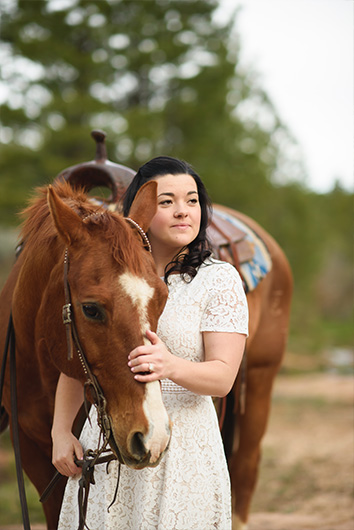 utah-horseback-riding-engagement-photos-13