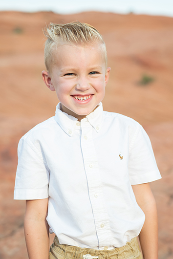 snow-canyon-state-park-family-photo-session-4